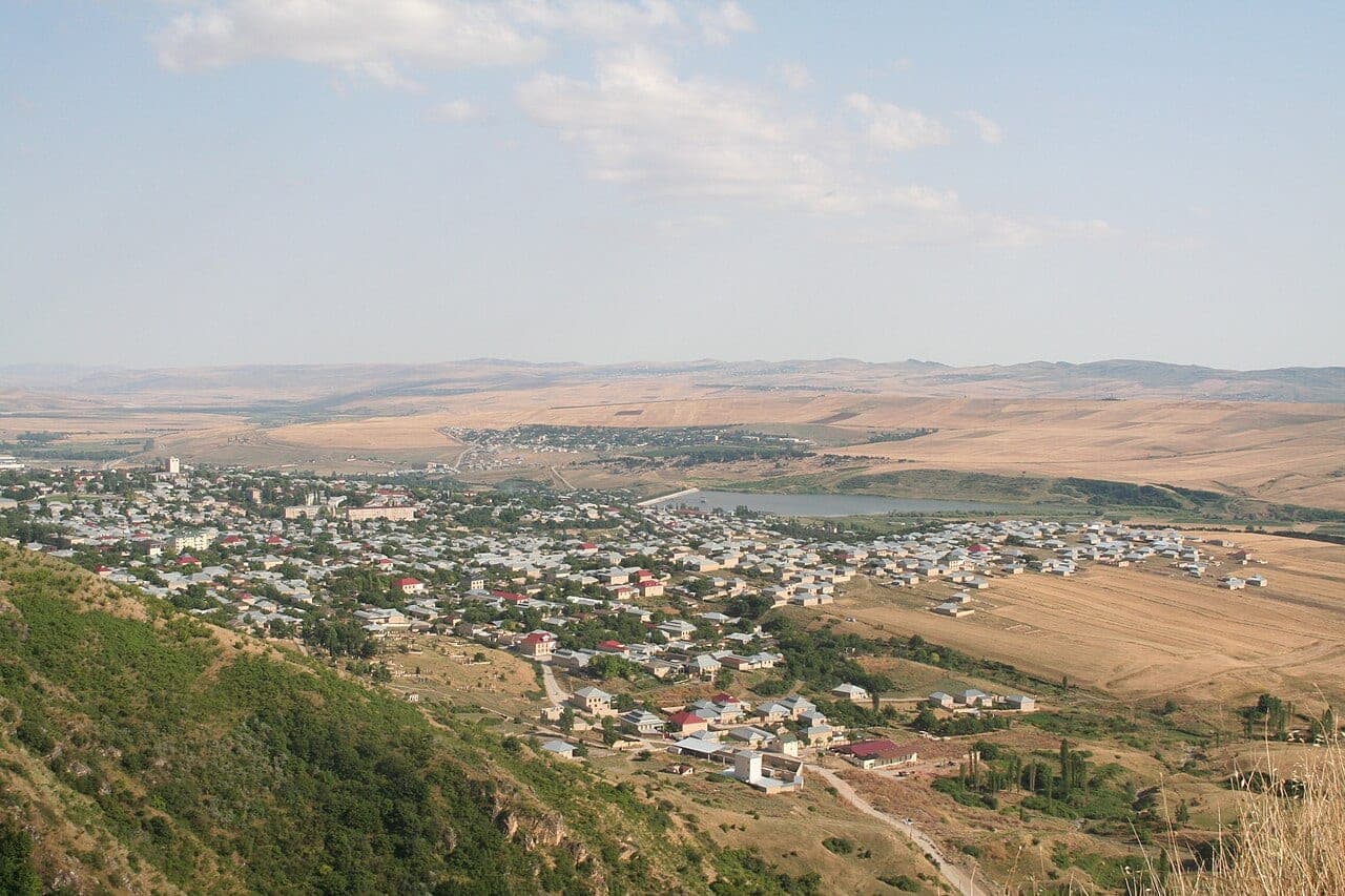 Şamaxıda rəsədxana yaxınlığında ev