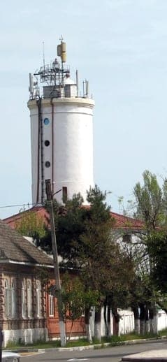 Lənkəranda Xəzər sahilində bağ evi