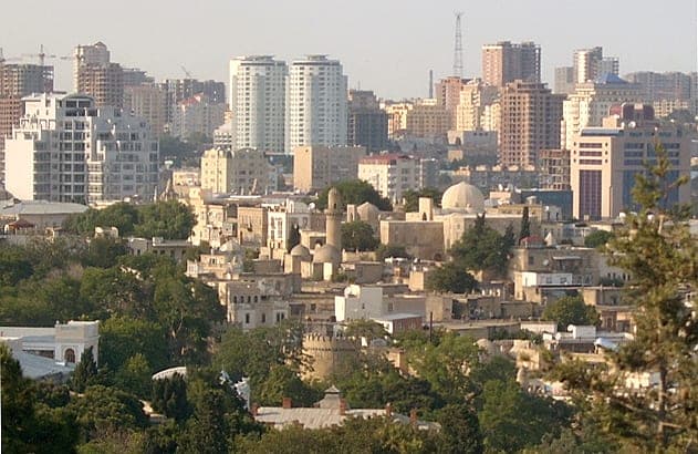 Bakı Köhnə Şəhər Piyada Turu