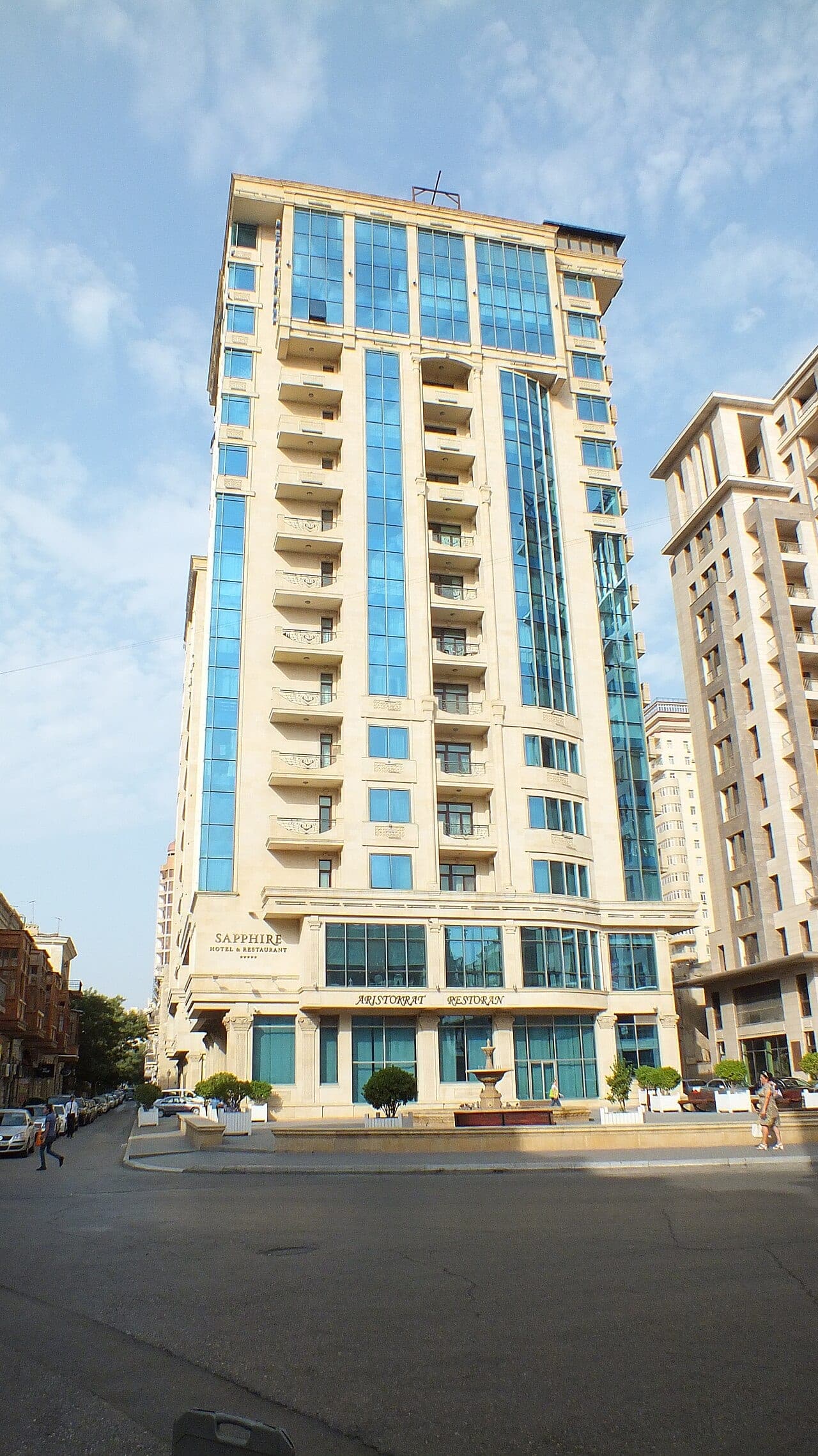 Alov Qüllələri Mənzərəli Hotel