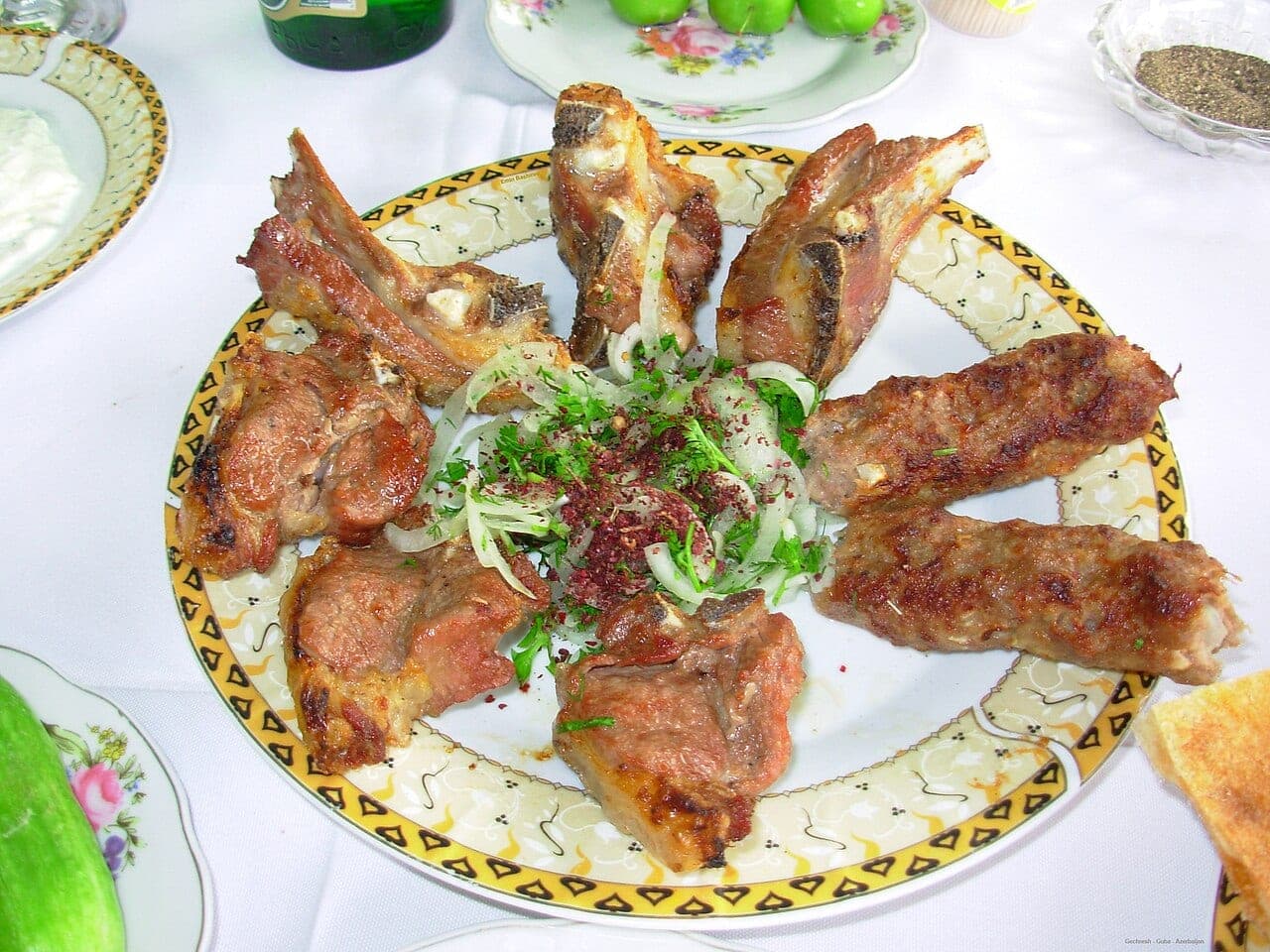 Qəçrəş Meşə Restoranı